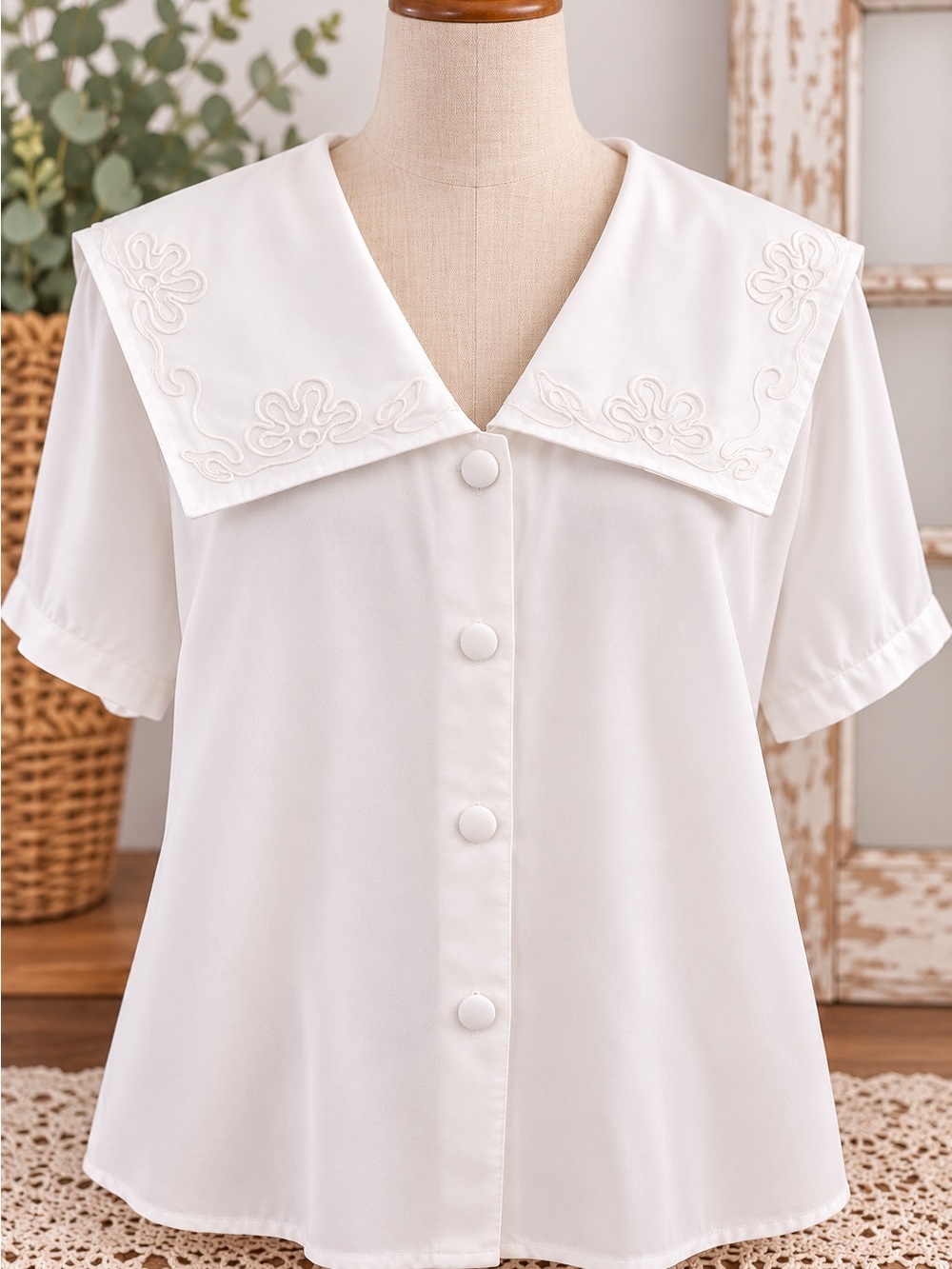 Vintage Impressions White Sailor Collar Embroidered Blouse Size 8